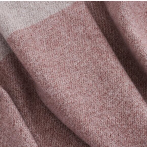 Better Homes & Gardens Ultra Soft Brushed Woven Throw Blanket in Violet Gem. NWT - Picture 3 of 8